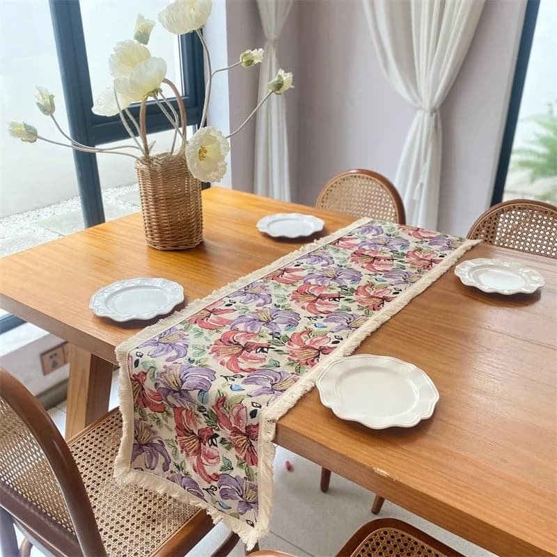 American Country Floral Jacquard Table Runner for Dining Room Decor
