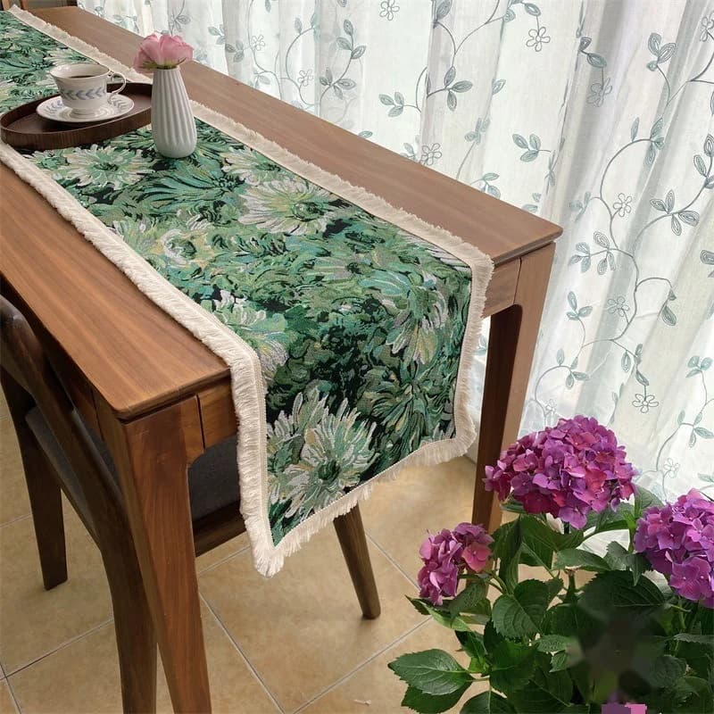 Jacquard Table Runner Cotton Blend Floral Pattern for Dining Decor