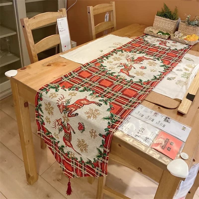 Christmas Table Runner Jacquard Woven Holiday Decor for Dining